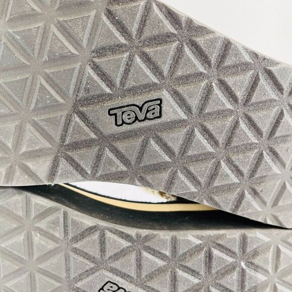 TEVA Universal Sandal In Iridescence Olive Women's Size 10 Flatform Hook & Loop - Picture 9 of 15